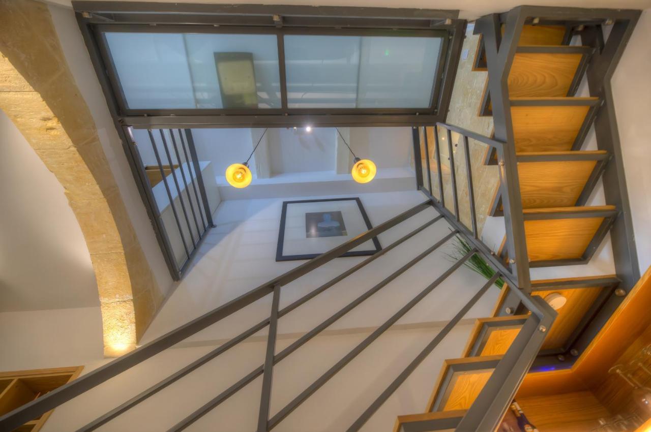 Apartment Cute And Modern Duplex In Ideal Location Rcas1-1